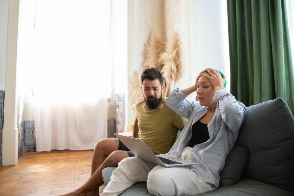 98% of market researchers use AI daily, but 4 in 10 say it makes errors — revealing a major trust problem